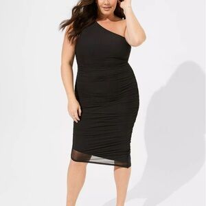 Torrid Black Asymmetrical Ruched Bodycon Dress